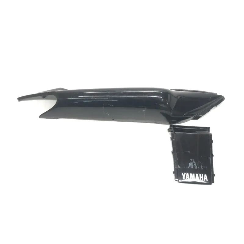Cache carenage coque arriere droit YAMAHA YBR 250 2007-2011