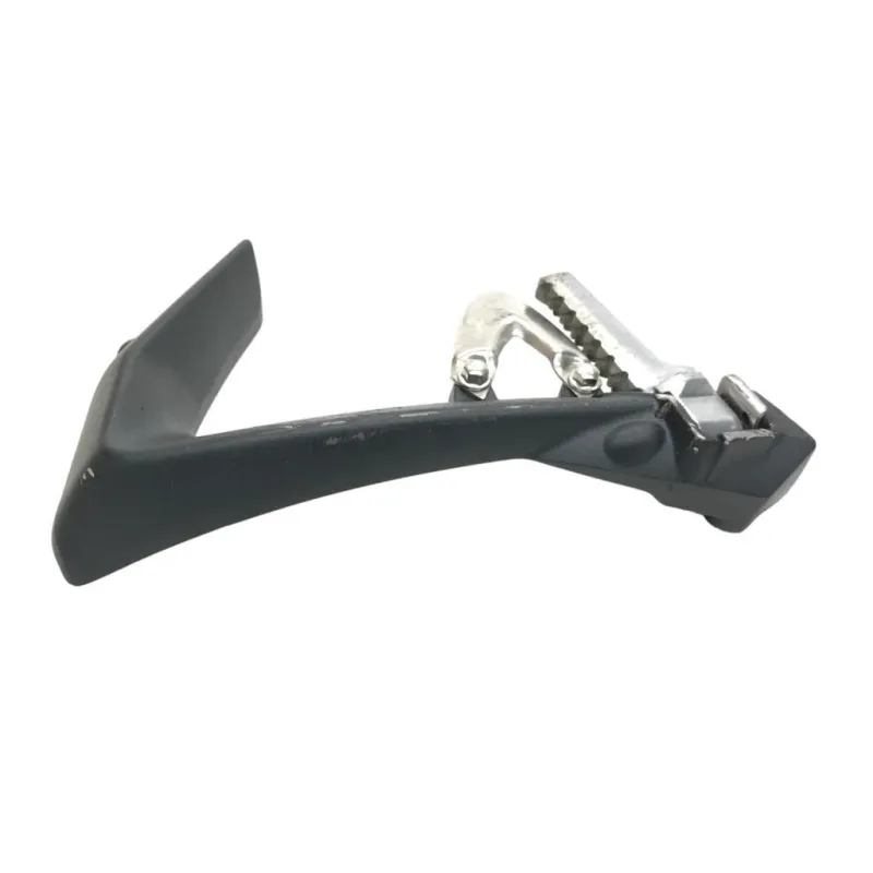 Platine et repose pieds arriere gauche TRIUMPH SPRINT ST 1050 2005-2010