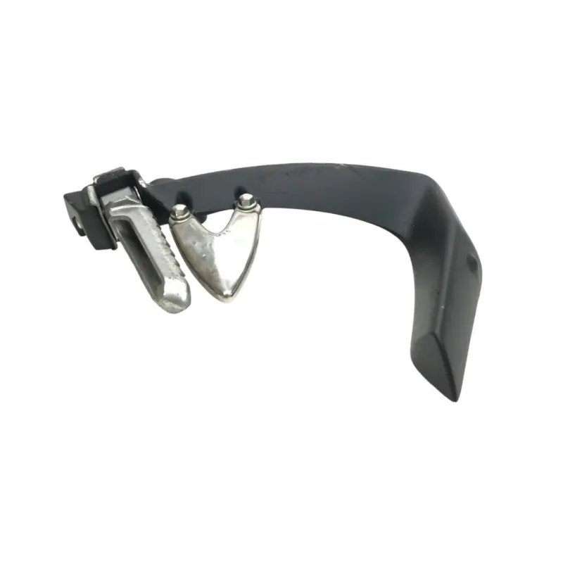 Platine et repose pieds arriere gauche TRIUMPH SPRINT ST 1050 2005-2010