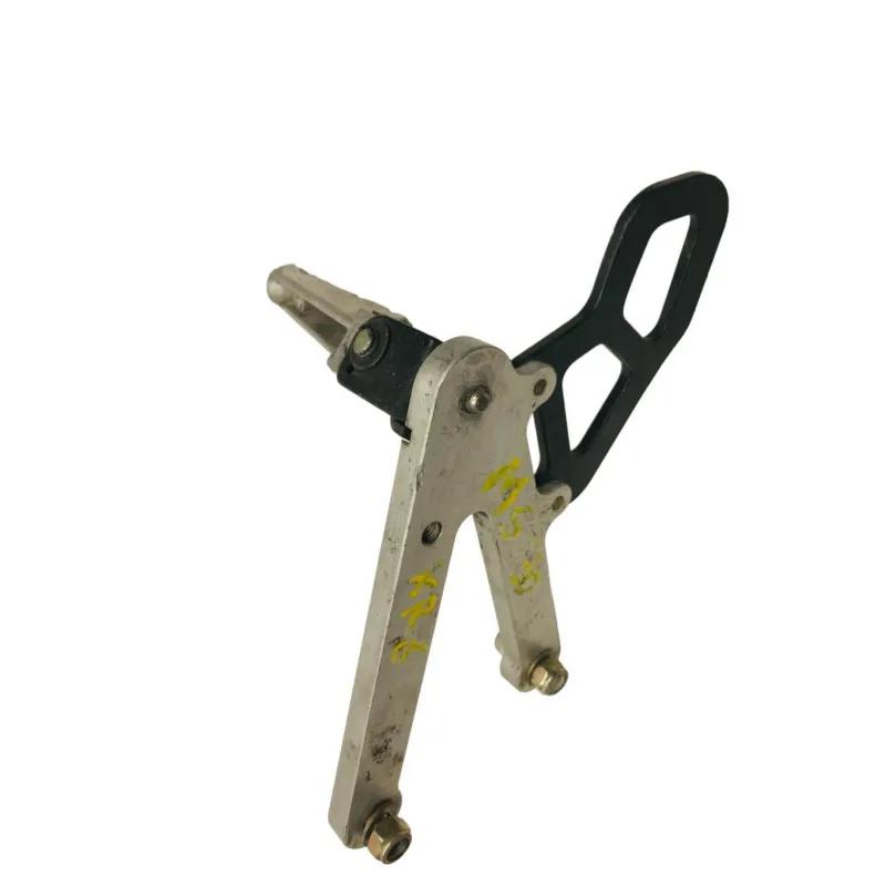 Platine avant gauche PEUGEOT XR6 50 2000-2003