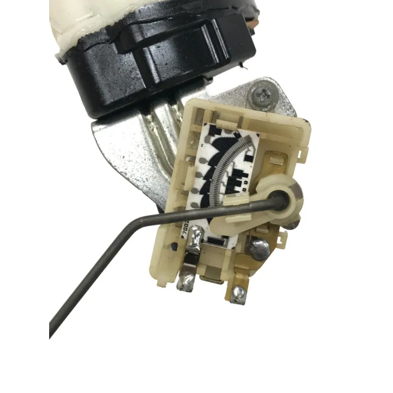 Pompe a essence SUZUKI GSX 1300 BK 2007-2011 B-KING