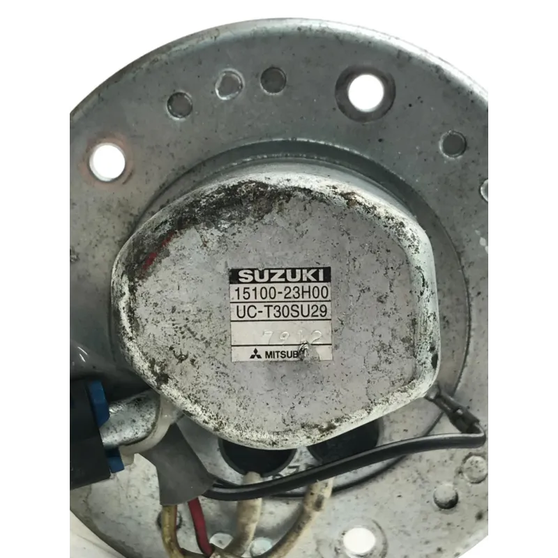 Pompe a essence SUZUKI GSX 1300 BK 2007-2011 B-KING