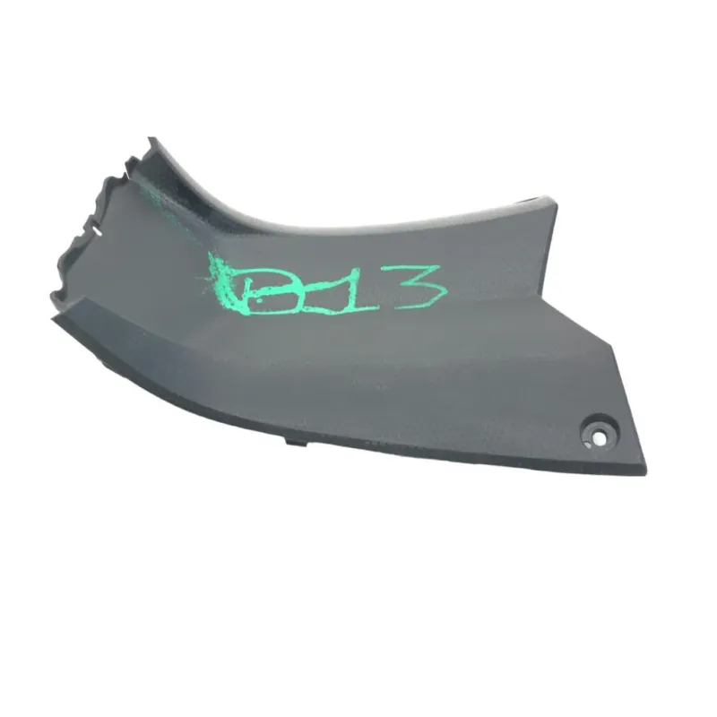 Cache carenage centrale marche pieds plancher YAMAHA XP 500 2008-2011 TMAX