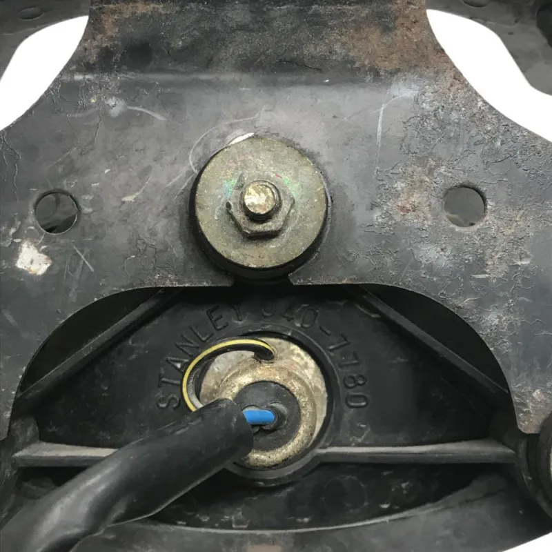 Feu arriere YAMAHA YZF 600 R 1996-2004 THUNDERCAT