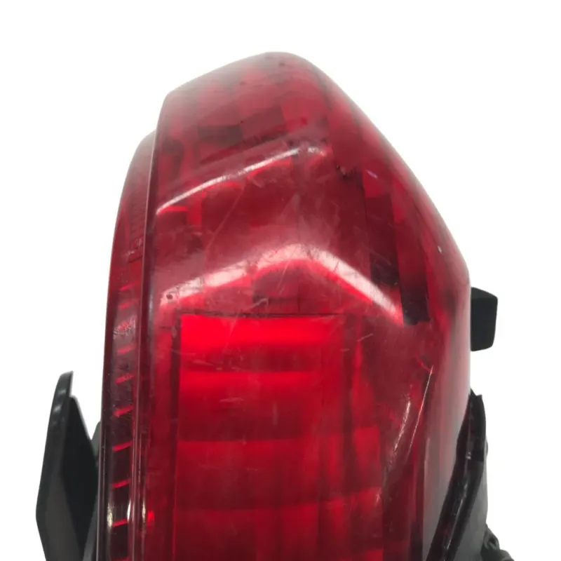 Feu arriere YAMAHA YZF 600 1999-2000 R6
