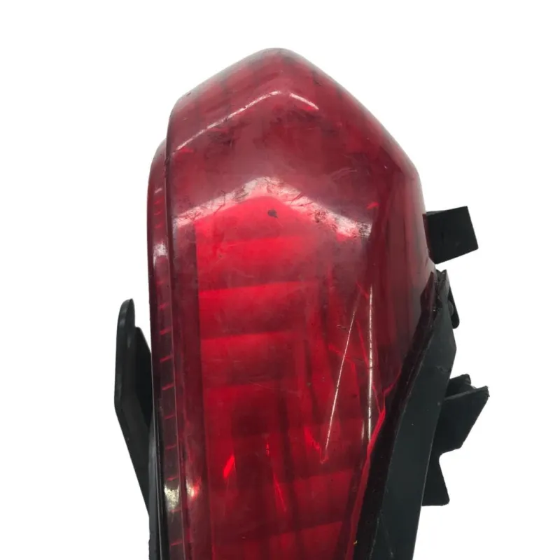 Feu arriere YAMAHA YZF 600 1999-2000 R6