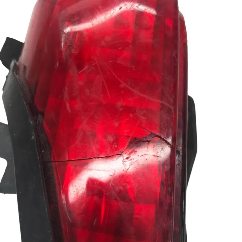 Feu arriere YAMAHA YZF 600 1999-2000 R6