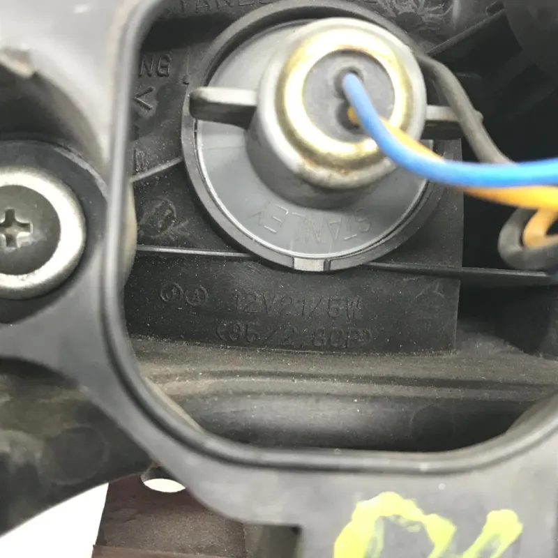 Feu arriere YAMAHA YZF 600 1999-2000 R6
