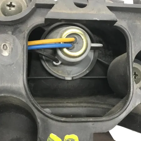 Feu arriere YAMAHA YZF 600 1999-2000 R6