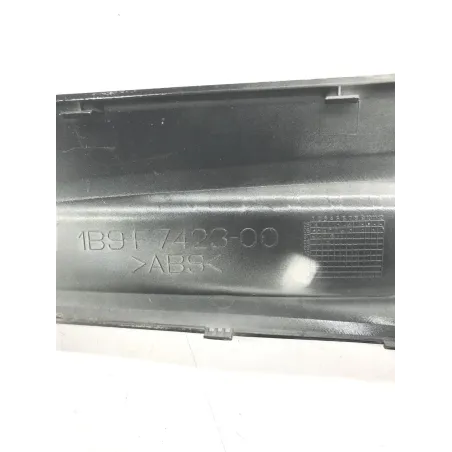 Cache lateral droit YAMAHA YPR 125 2006-2009 XMAX
