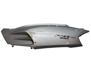 Cache carenage coque arriere gauche HONDA NSS 250 2001-2004 JAZZ