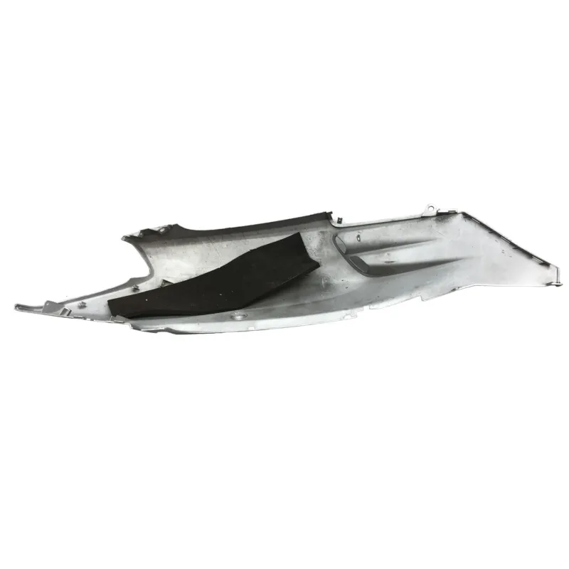 Cache carenage coque arriere droit HONDA NSS 250 2001-2004 JAZZ