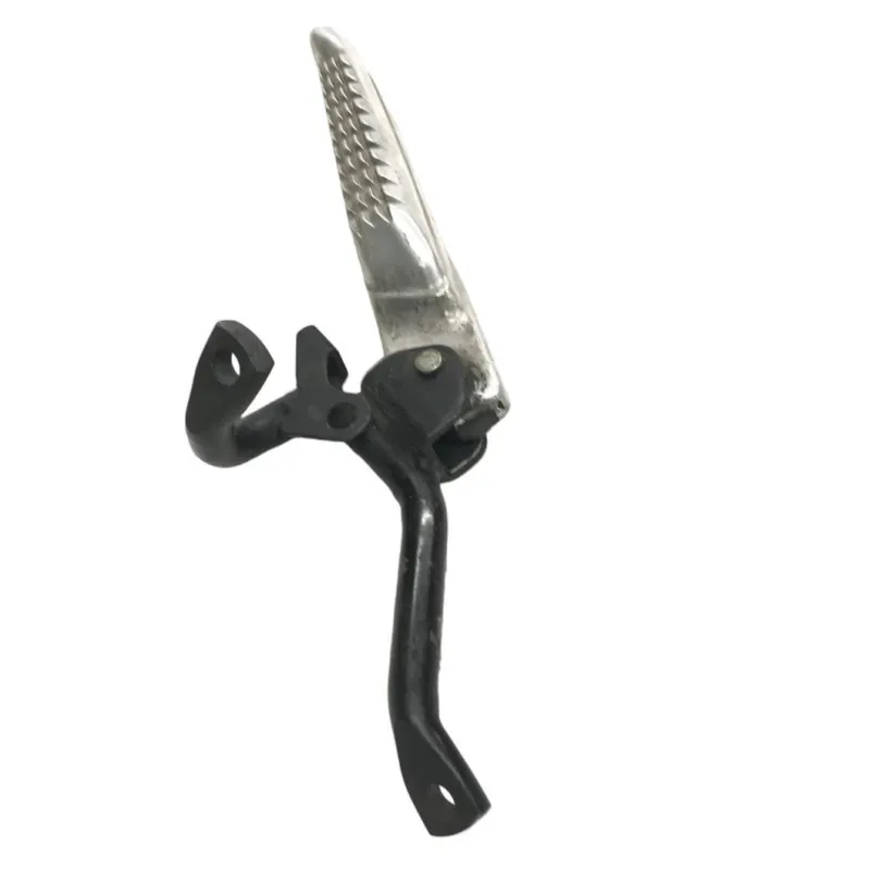 Repose pieds arriere gauche HONDA NSS 250 2001-2004 JAZZ