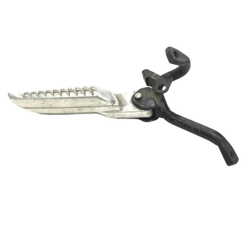 Repose pieds arriere droit HONDA NSS 250 2001-2004 JAZZ