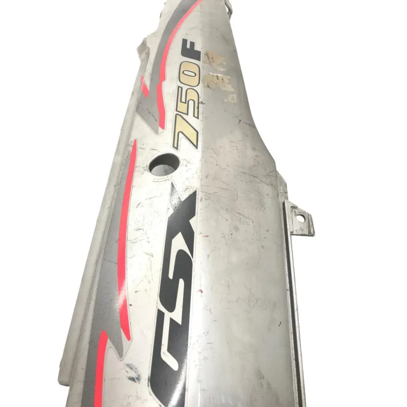Cache carenage coque arriere gauche SUZUKI GSX F 750 1989-1997