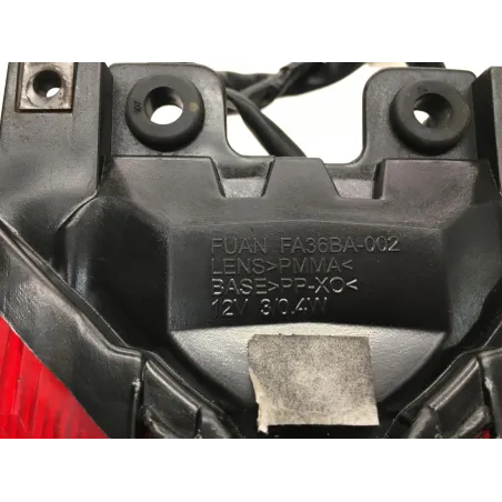 Feu arriere YAMAHA YZF 320 2019-2023 R3