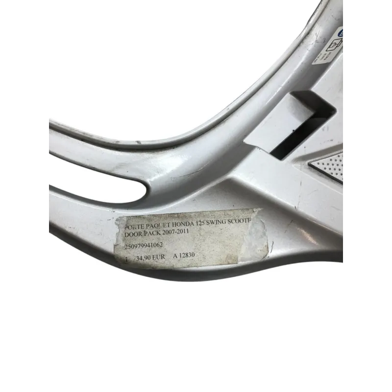 Porte paquets arriere HONDA FES 125 2007-2013 S-WING