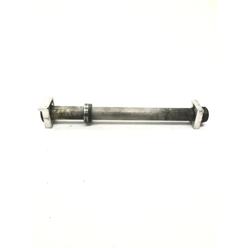 Axe de roue arriere YAMAHA TDM 900 2007-2010 ABS