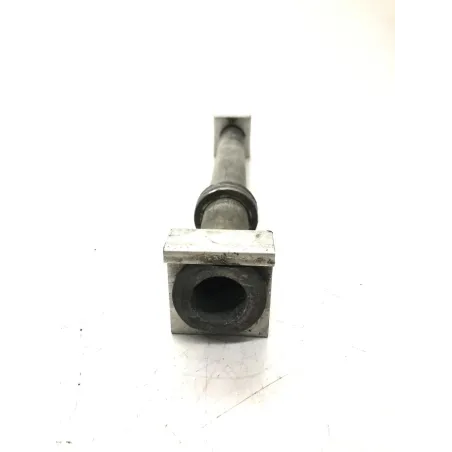 Axe de roue arriere YAMAHA TDM 900 2007-2010 ABS