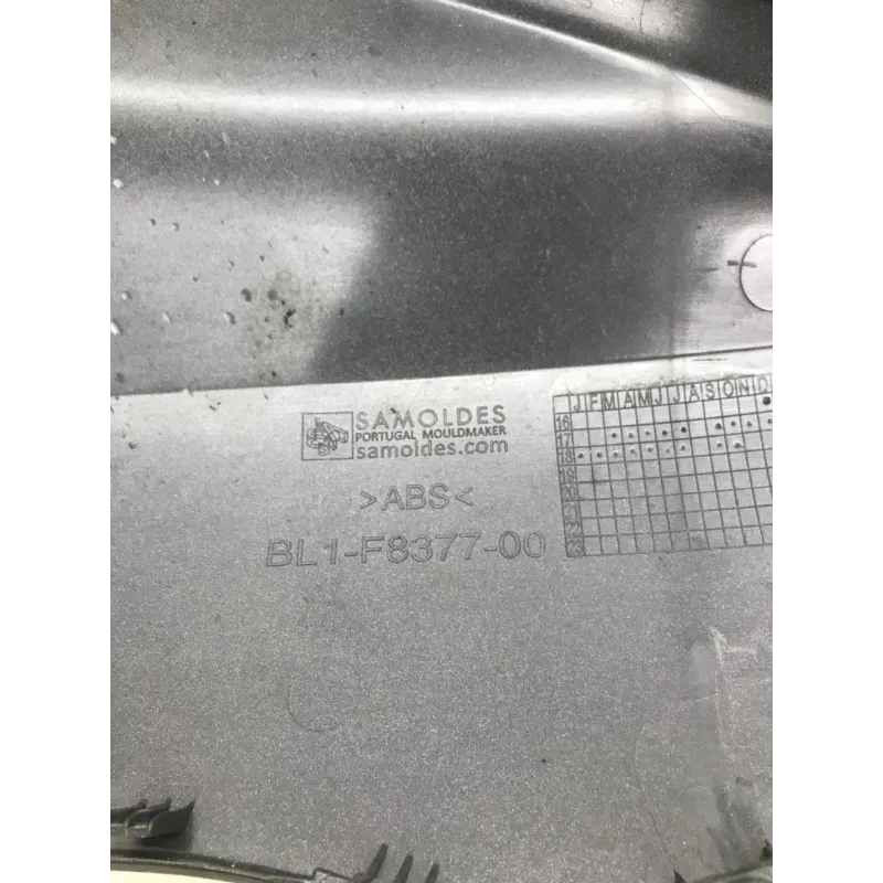 cache carenage face avant droit YAMAHA YPR 125 2018-2020 XMAX