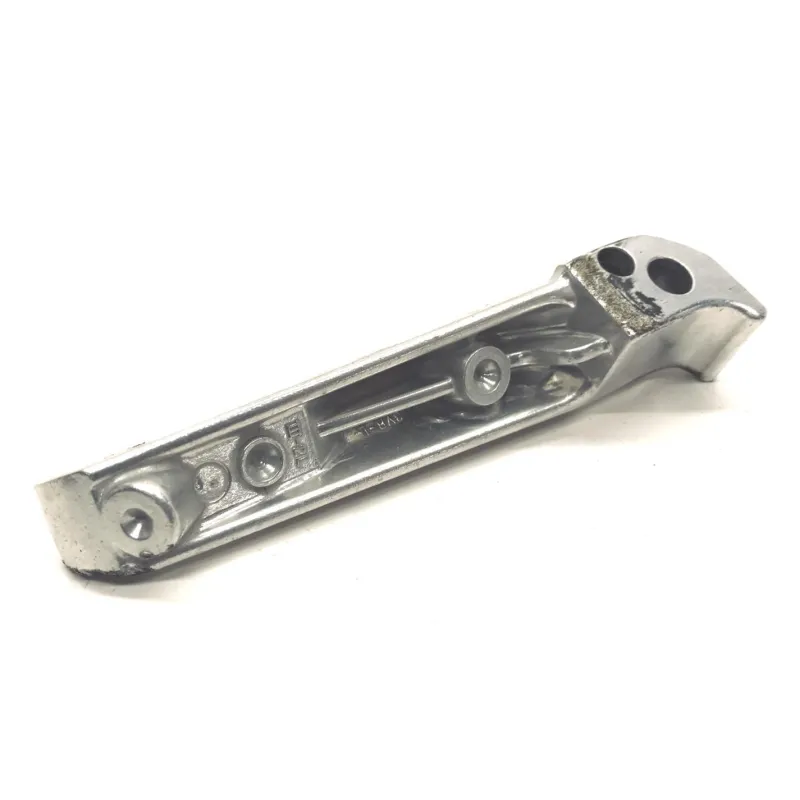 Repose pieds arriere gauche YAMAHA MT03 660 2006-2012