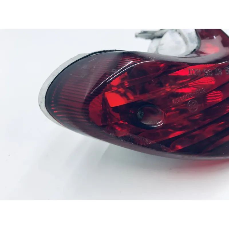 Feu arriere SUZUKI SV 650 1999-2002