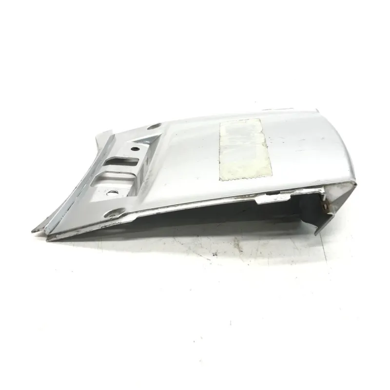 Cache jonction coque arriere SUZUKI UH 125 2002-2006 BURGMAN