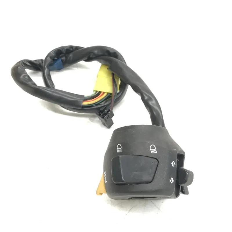 Commodo gauche SUZUKI UH 125 2002-2006 BURGMAN