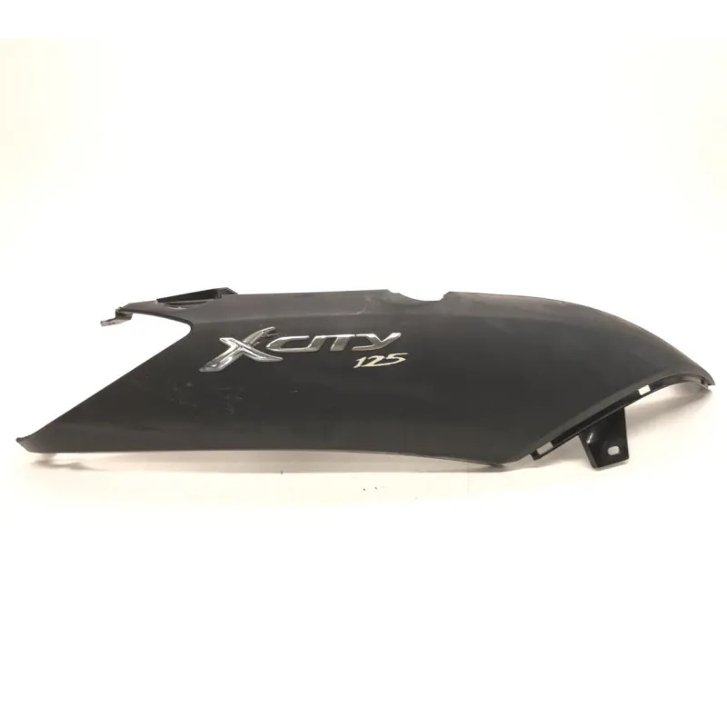 Cache carenage coque arriere droit YAMAHA VP 125 2008-2012 XCITY
