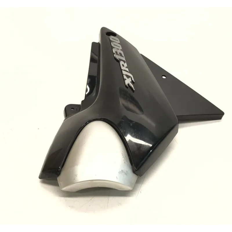 Cache carenage sous selle gauche YAMAHA XJR 1300 1999-2004