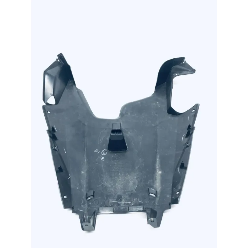 Cache carenage centrale sabot YAMAHA GPD 125 2015-2019 NMAX