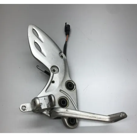 Platine avant droite SUZUKI GSXR 1300 2008-2017 HAYABUSA