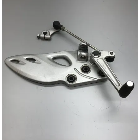 Platine avant gauche SUZUKI GSXR 1300 2008-2017 HAYABUSA