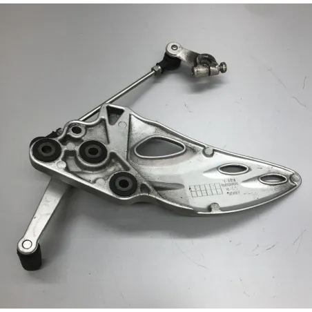 Platine avant gauche SUZUKI GSXR 1300 2008-2017 HAYABUSA