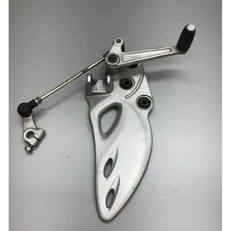 Platine avant gauche SUZUKI GSXR 1300 2008-2017 HAYABUSA