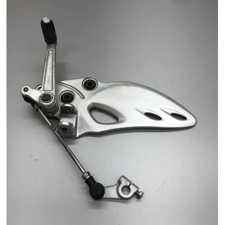 Platine avant gauche SUZUKI GSXR 1300 2008-2017 HAYABUSA