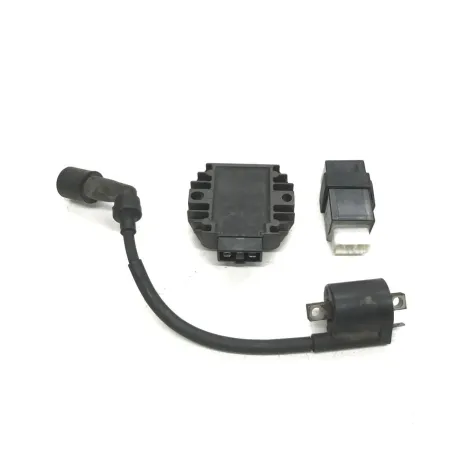 Regulateur charge batterie MBK YP 125 2003-2006 SKYLINER