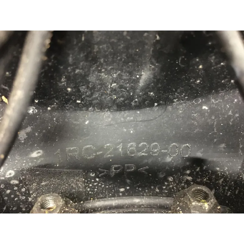 Support de plaque et eclairage YAMAHA MT09 850 2014-2016