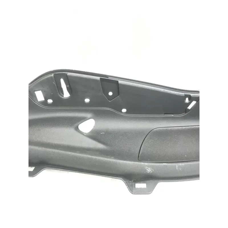 Plancher marche pied droit PIAGGIO X10 125 2012-2015