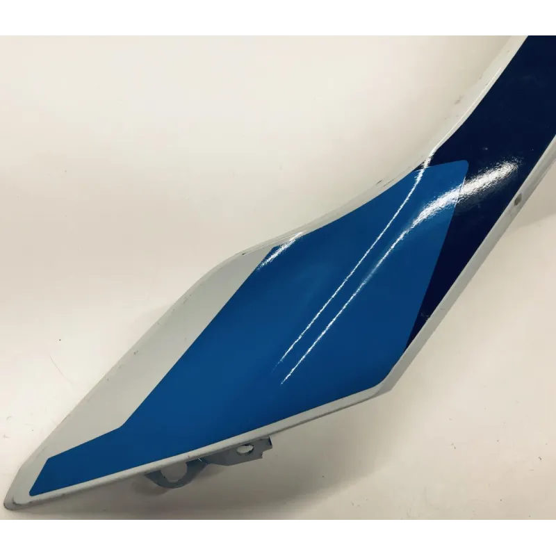 Cache flanc de carenage droit BMW M 1000 RR 2021-2022