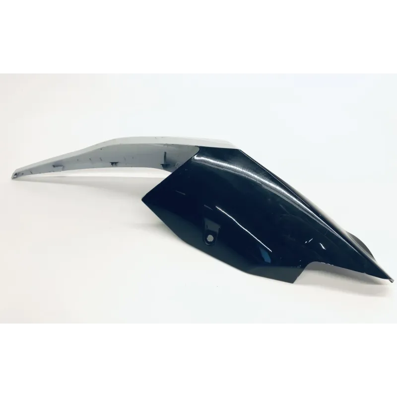 Cache carenage coque arriere droit BMW M 1000 RR 2021-2022