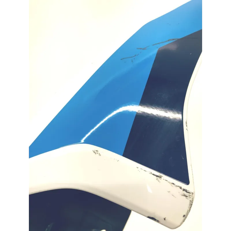 Cache carenage coque arriere droit BMW M 1000 RR 2021-2022