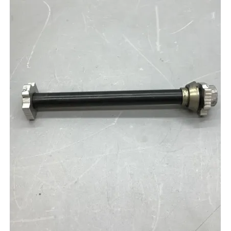 Axe de roue arriere KTM DUKE 790 2018-2020