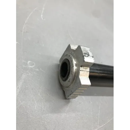 Axe de roue arriere KTM DUKE 790 2018-2020