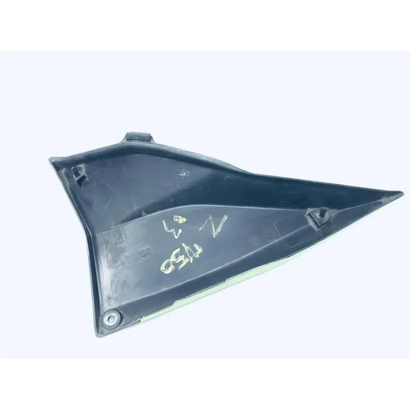 Cache carenage sous selle droit KAWASAKI Z 750 2004-2006