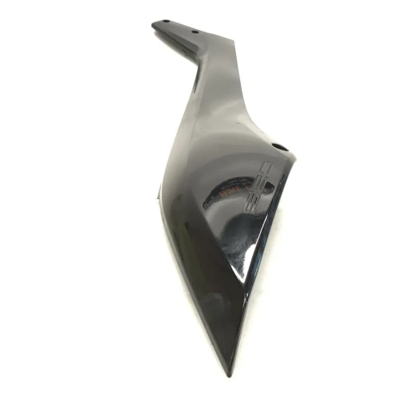 Cache carenage sous selle droit YAMAHA XP 560 2020-2021 TMAX