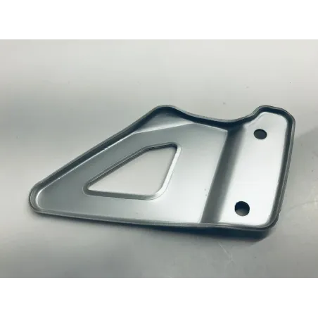 Protection repose pied droit SUZUKI GSXR 600 1997-2000