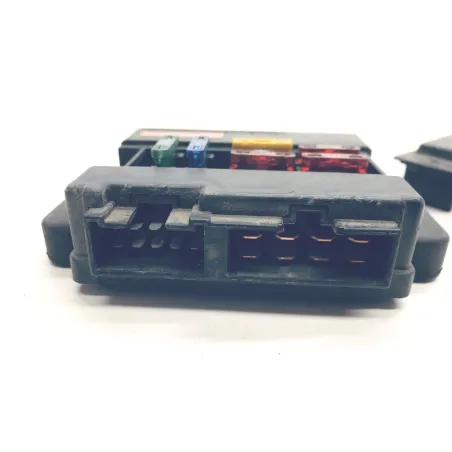 Boite a fusibles KAWASAKI GPX 600 R 1988-1995