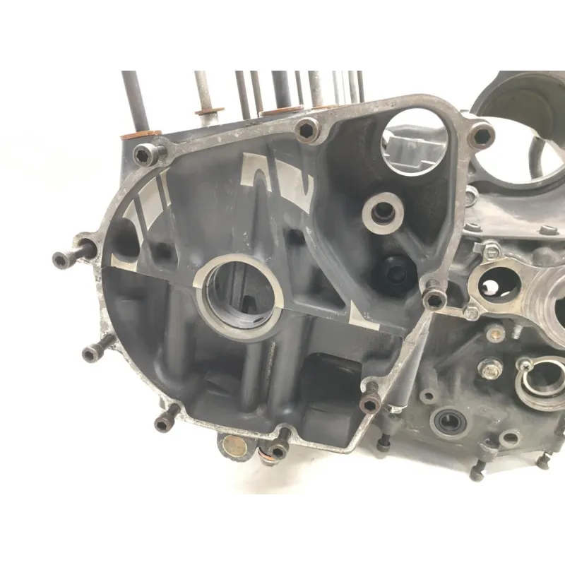 Carter moteur SUZUKI GSXR 1100 1986-1987
