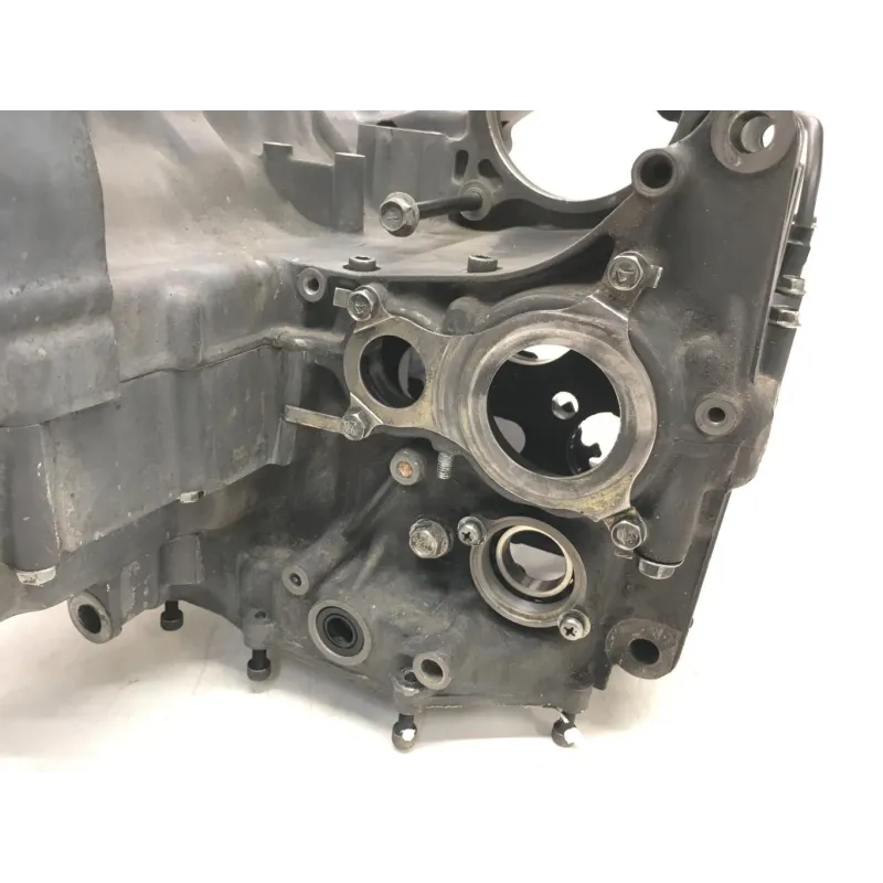 Carter moteur SUZUKI GSXR 1100 1986-1987